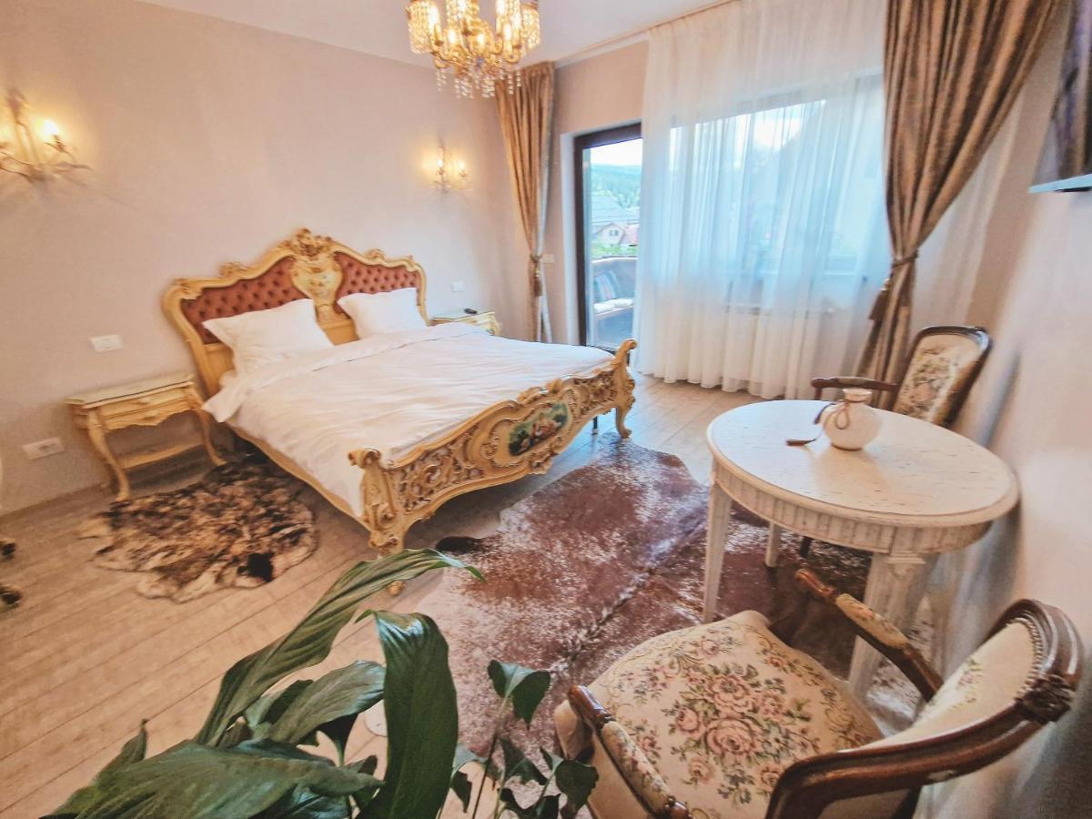 Amor Tirol Busteni (Adults Only) Bagian luar foto
