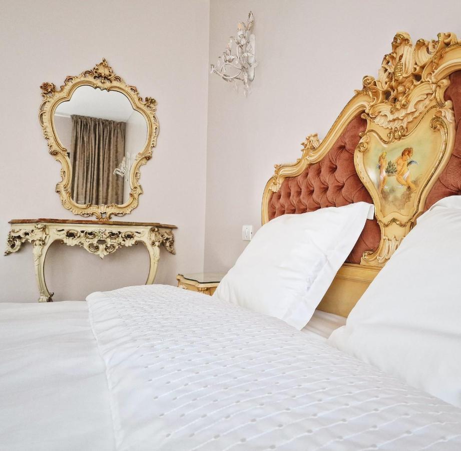 Amor Tirol Busteni (Adults Only) Bagian luar foto