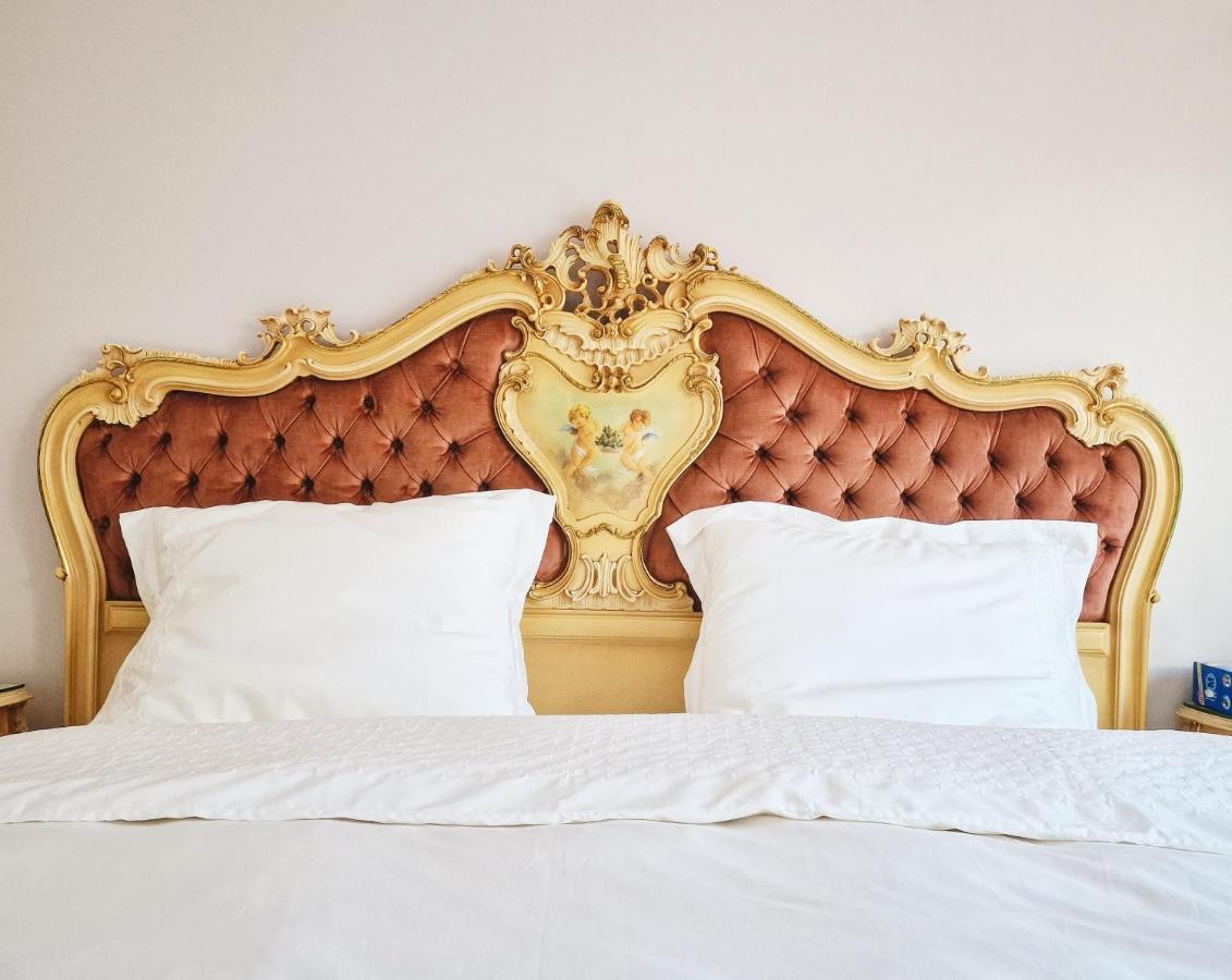 Amor Tirol Busteni (Adults Only) Bagian luar foto