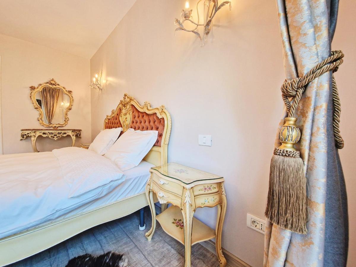 Amor Tirol Busteni (Adults Only) Bagian luar foto