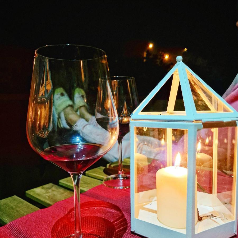 Amor Tirol Busteni (Adults Only) Bagian luar foto