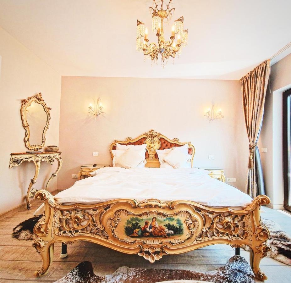 Amor Tirol Busteni (Adults Only) Bagian luar foto