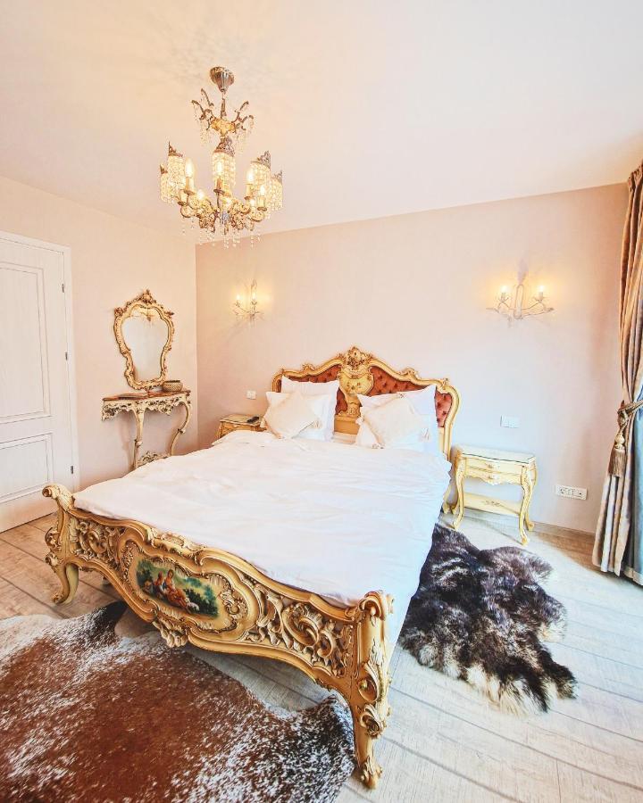 Amor Tirol Busteni (Adults Only) Bagian luar foto