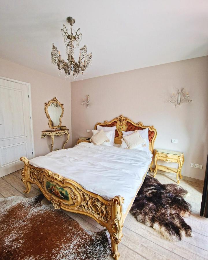 Amor Tirol Busteni (Adults Only) Bagian luar foto