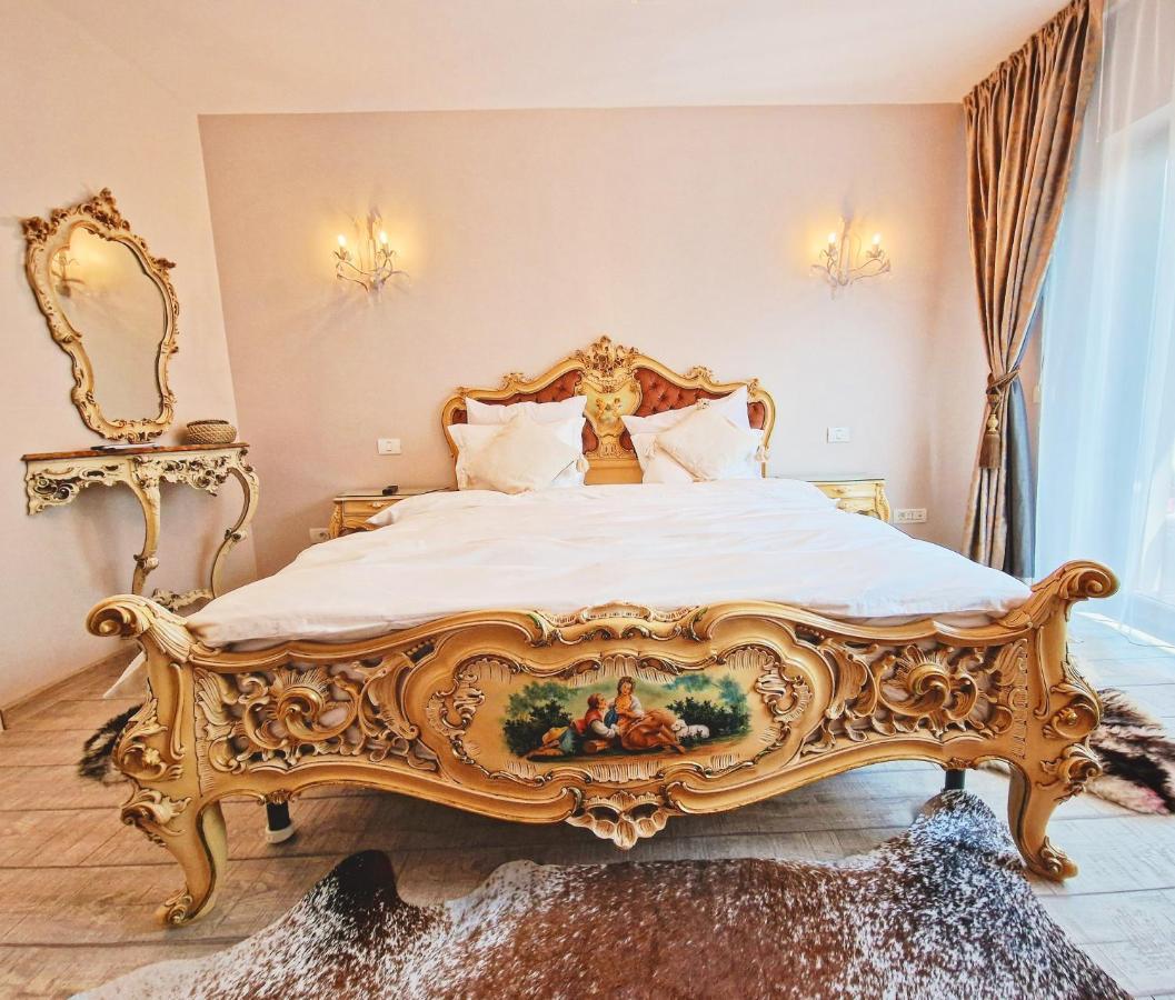 Amor Tirol Busteni (Adults Only) Bagian luar foto